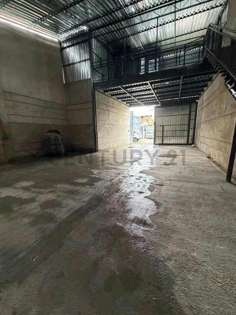 Galpón 200m2 Remodelado en La Yaguara - Listo para Ocupar - 10