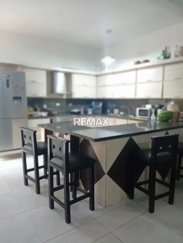 VENDO CASA EN CAGUA LA EXCLUSIVA