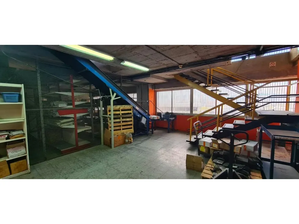 Vendo oficina 1.474m2 Boleita Norte 8187 - 54