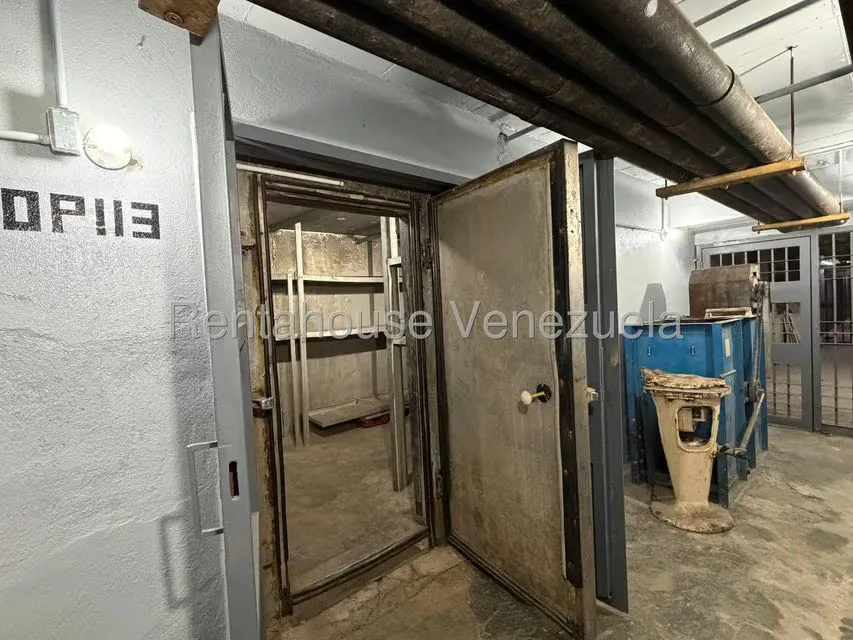Galpon - Deposito en Alquiler en Los Palos Grandes, Distrito Metropolitano - 18