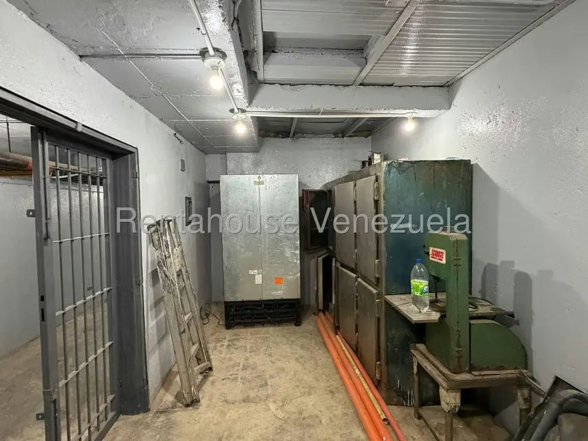 Galpon - Deposito en Alquiler en Los Palos Grandes, Distrito Metropolitano - 33