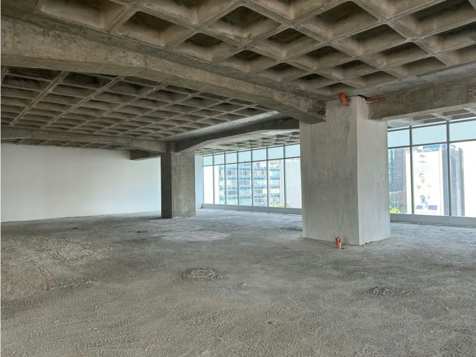 Vendo/alquilo oficina 750m2 Las Mercedes 9523 - 9