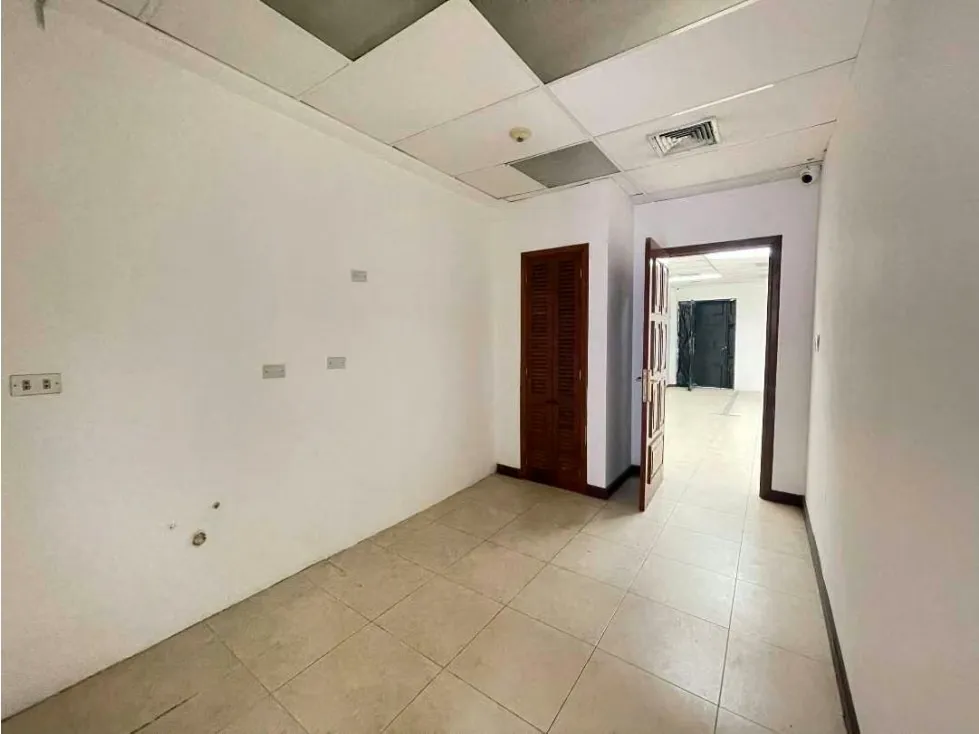 Alquiler de local en El Paraiso, 93M2 - 4