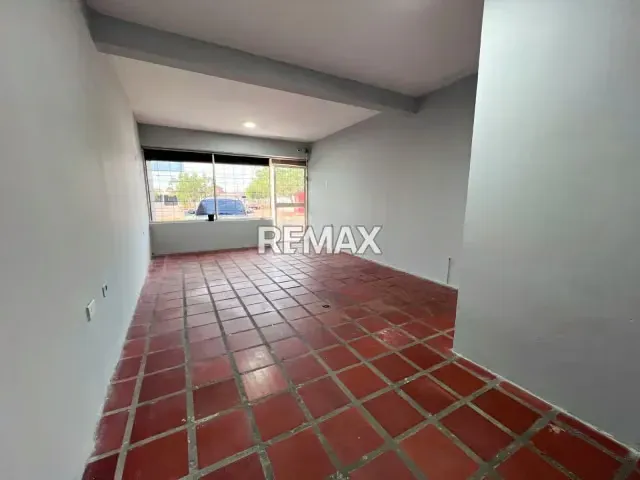 Local comercial en alquiler en la Urbanización La Popular, San Francisco - 4