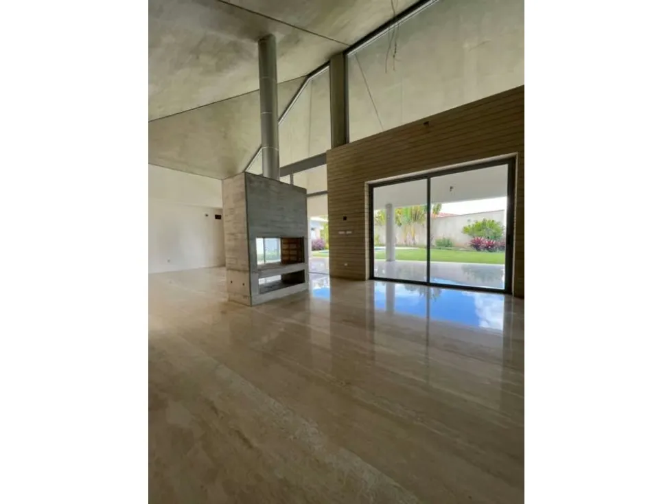 Se vende casa 750m2 La Lagunita 9183 - 11