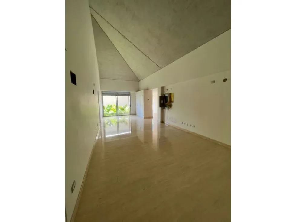 Se vende casa 750m2 La Lagunita 9183 - 18