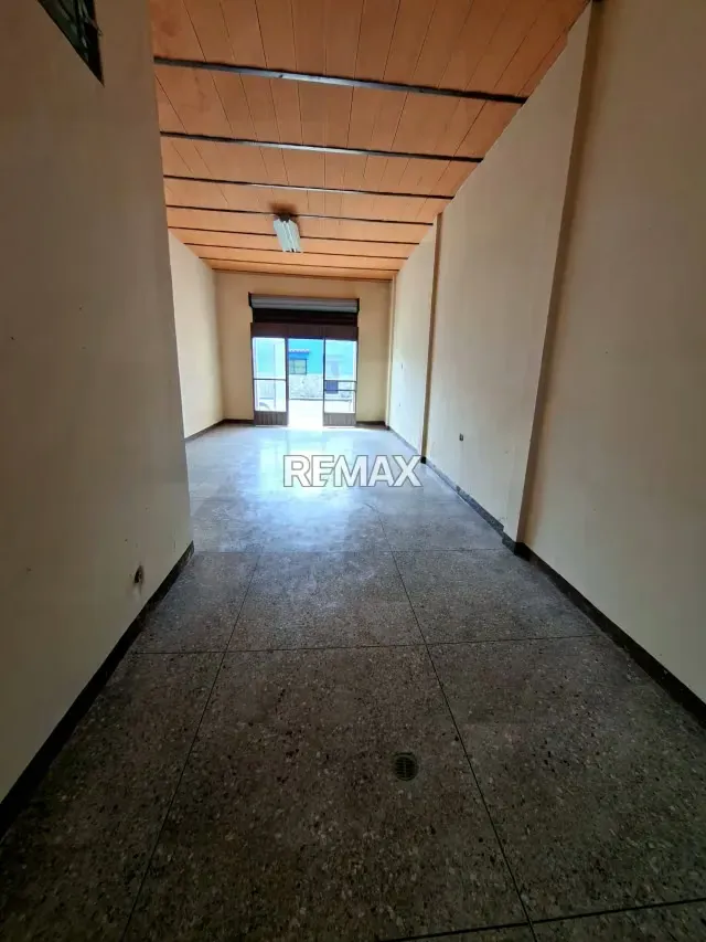 En Alquiler Local Comercial ubicado en Guanare, Calle 13 entre Carreras 9 y 10, Sector La Arenosa, Guanare, Portuguesa, Venezuela - 3