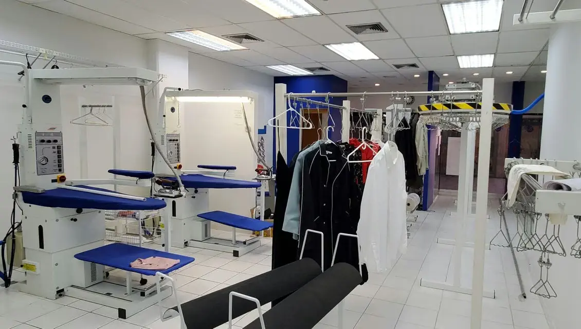 Local Comercial en Venta en Los Samanes, Distrito Metropolitano - 9