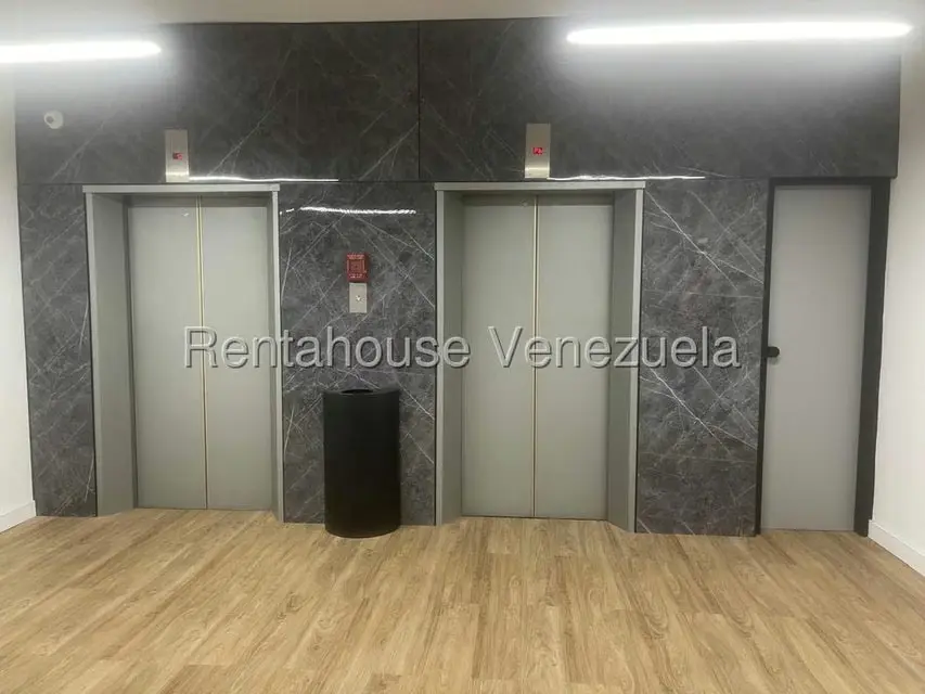 Oficina en Alquiler en El Rosal, Distrito Metropolitano - 3