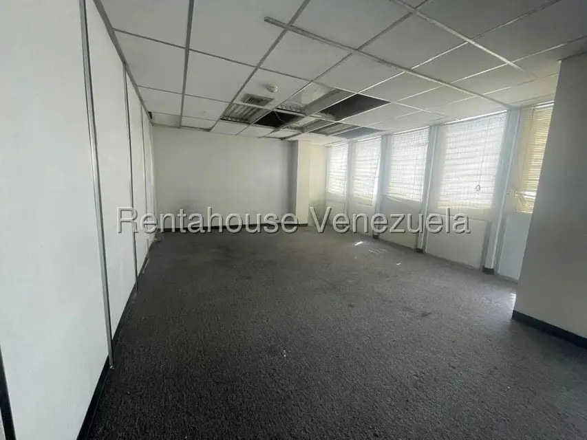 Oficina en Alquiler en El Rosal, Distrito Metropolitano - 7