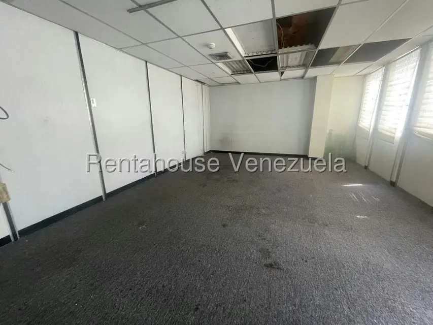 Oficina en Alquiler en El Rosal, Distrito Metropolitano - 8