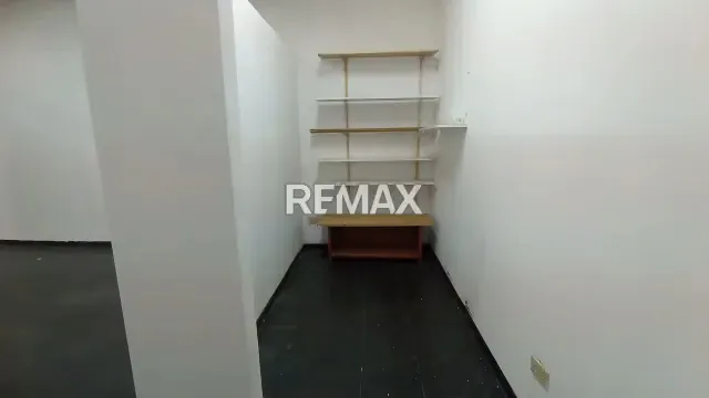 ALQUILER DE LOCAL COMERCIAL EN C.C. MANZANARES PLAZA | EXCELENTE VISIBILIDAD Y TRÁNSITO - 4