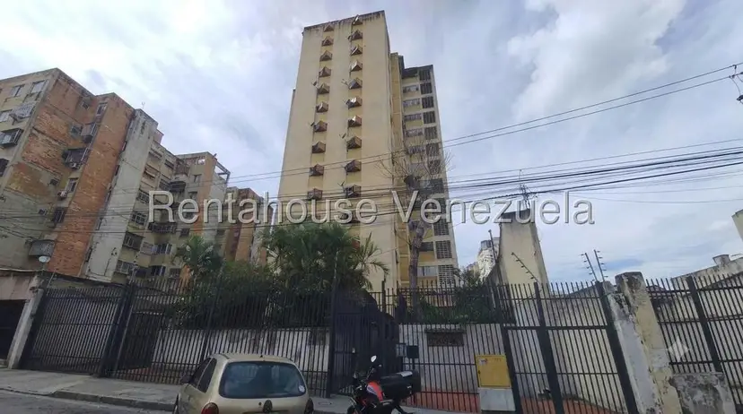 Apartamento (1 Nivel) en Venta en Parroquia Altagracia, Distrito Metropolitano