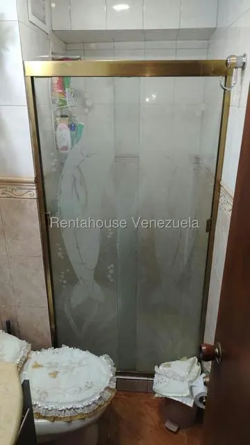 Apartamento (1 Nivel) en Venta en Parroquia Altagracia, Distrito Metropolitano - 12