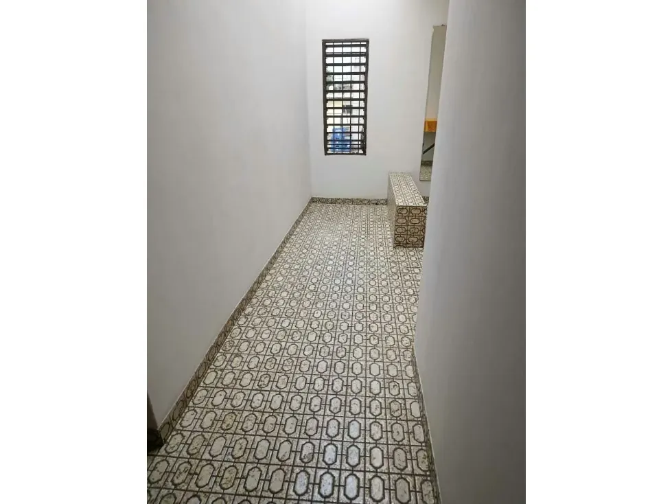 Vendo casa calle cerrada 320m2 Montalbán 6766 - 31