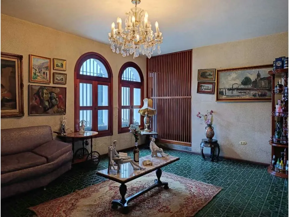 Vendo casa calle cerrada 320m2 Montalbán 6766 - 10