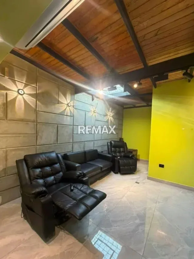 Casa en venta en urb tarabana plaza
