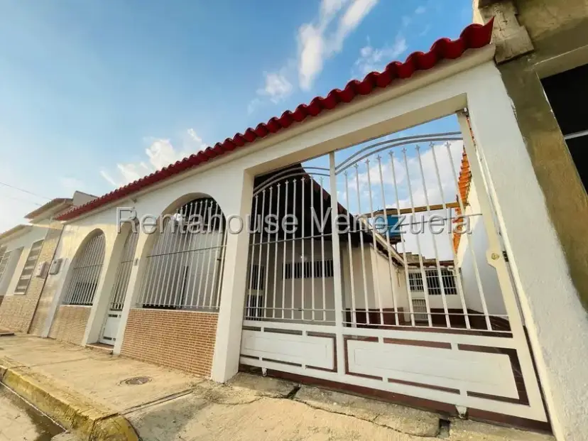 Casa (1 Nivel) en Venta en Conjunto Residencial Isaac Olivera, Aragua