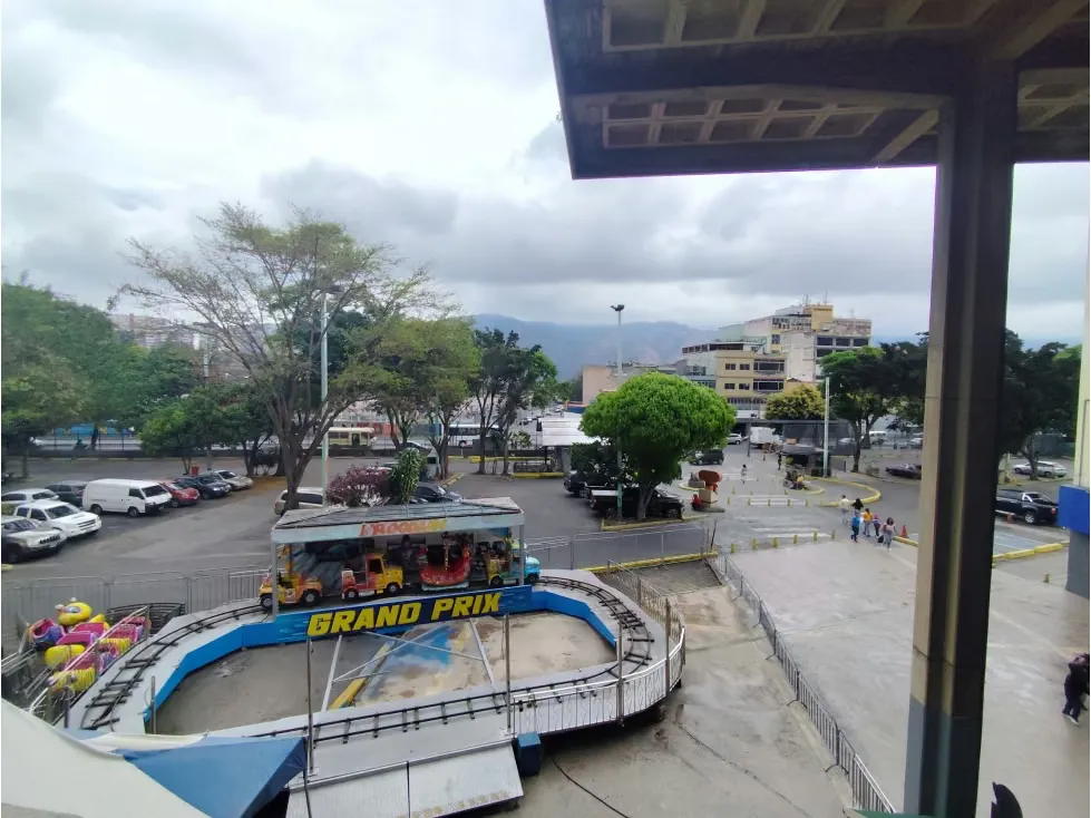 Se vende local comercial 121m2 Propatria 2167 - 3