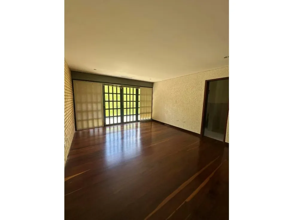 Vendo casa c/ jardines 560m2 Oripoto 3011 - 14