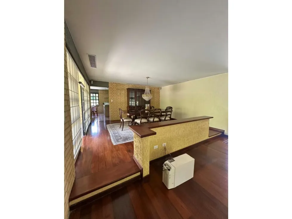 Vendo casa c/ jardines 560m2 Oripoto 3011 - 17