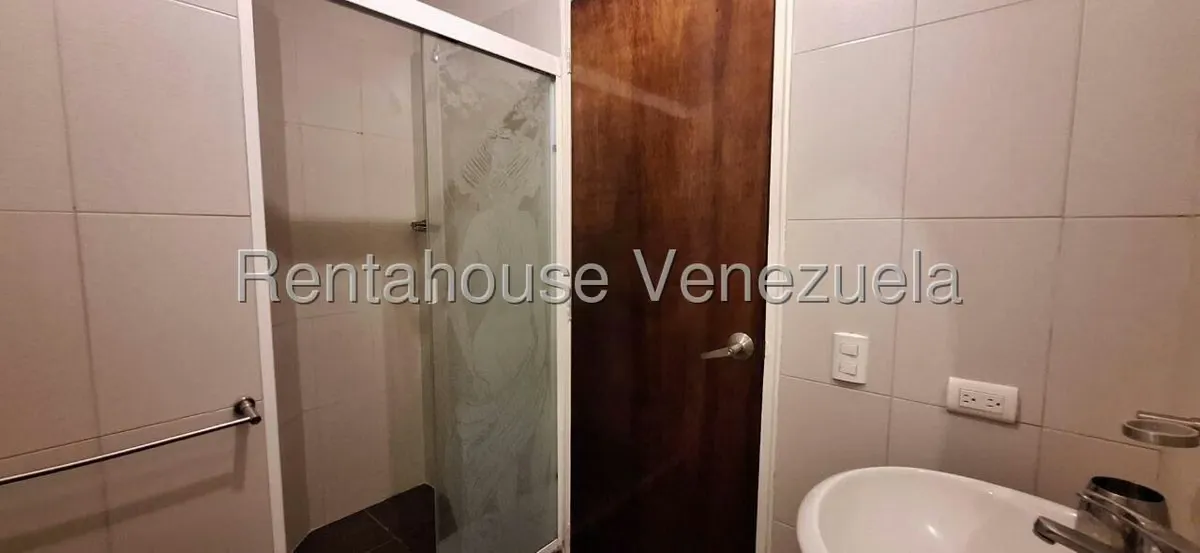 Apartamento (1 Nivel) en Alquiler en Mariperez, Distrito Metropolitano - 17