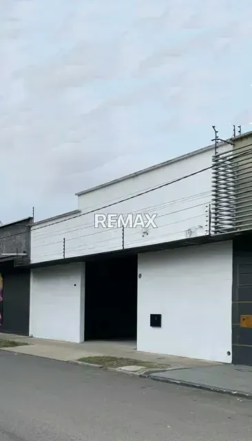 Alquiler de Galpón Comercial Zona Industrial I