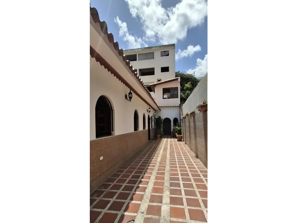 Casa Quinta y Edificio Residencial en Venta Urb. Alta Florida - 575M - 13