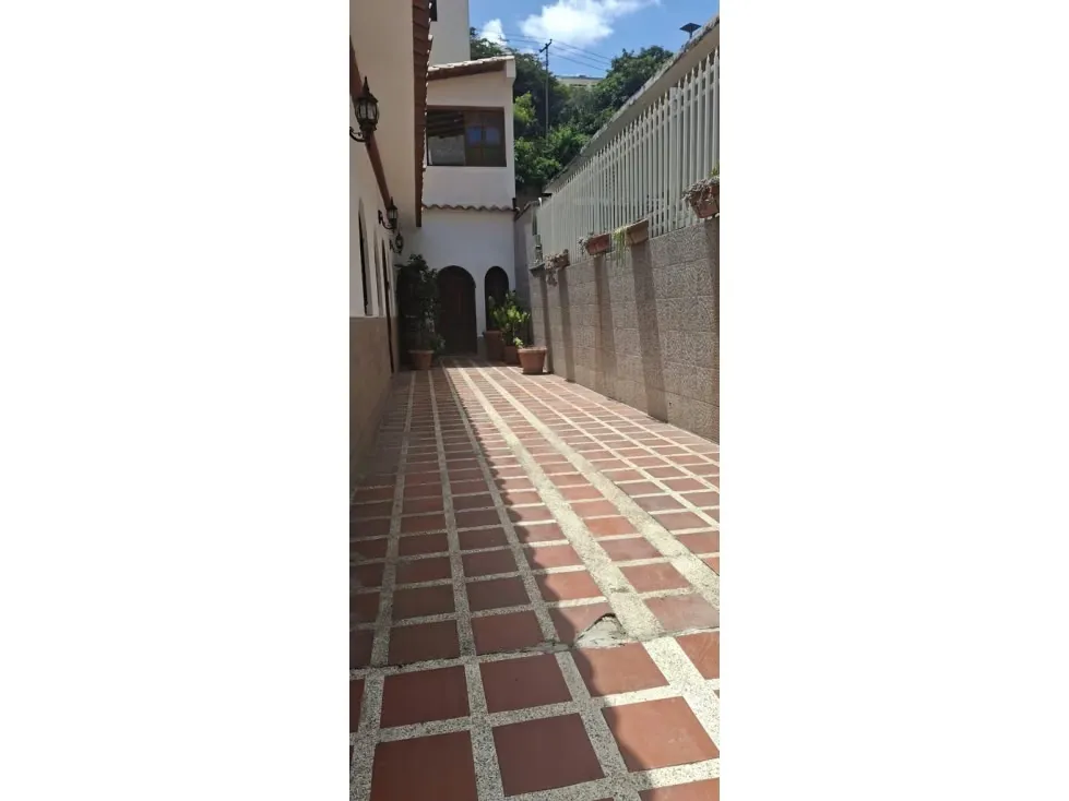 Casa Quinta y Edificio Residencial en Venta Urb. Alta Florida - 575M - 3