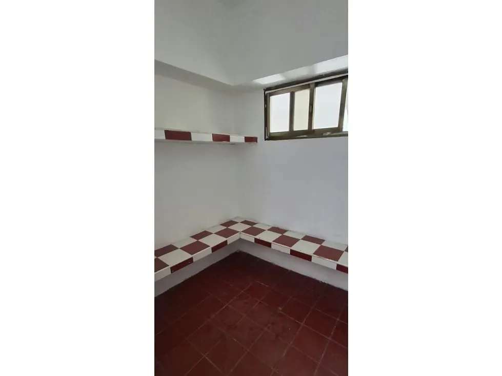 Casa Quinta y Edificio Residencial en Venta Urb. Alta Florida - 575M - 52