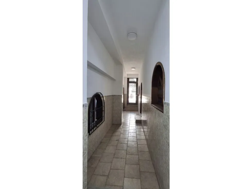 Casa Quinta y Edificio Residencial en Venta Urb. Alta Florida - 575M - 56