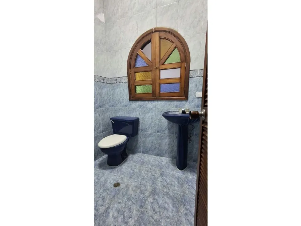 Casa Quinta y Edificio Residencial en Venta Urb. Alta Florida - 575M - 57