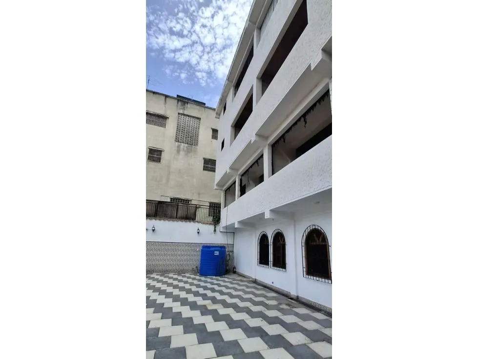 Casa Quinta y Edificio Residencial en Venta Urb. Alta Florida - 575M - 74