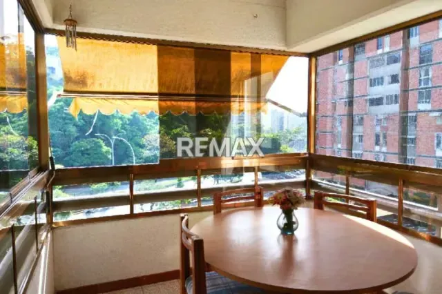 Apartamento en Venta Urb El Cafetal, 127MT2,4H,3B,1E. 25-71 - 9