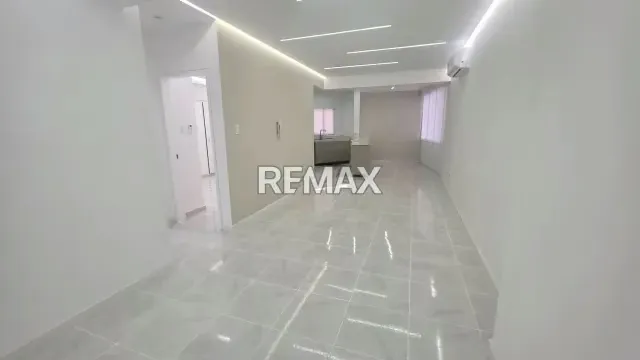 SE ALQUILA MODERNO APARTAMENTO EN LA URB. LAS CHIMENEAS - 6