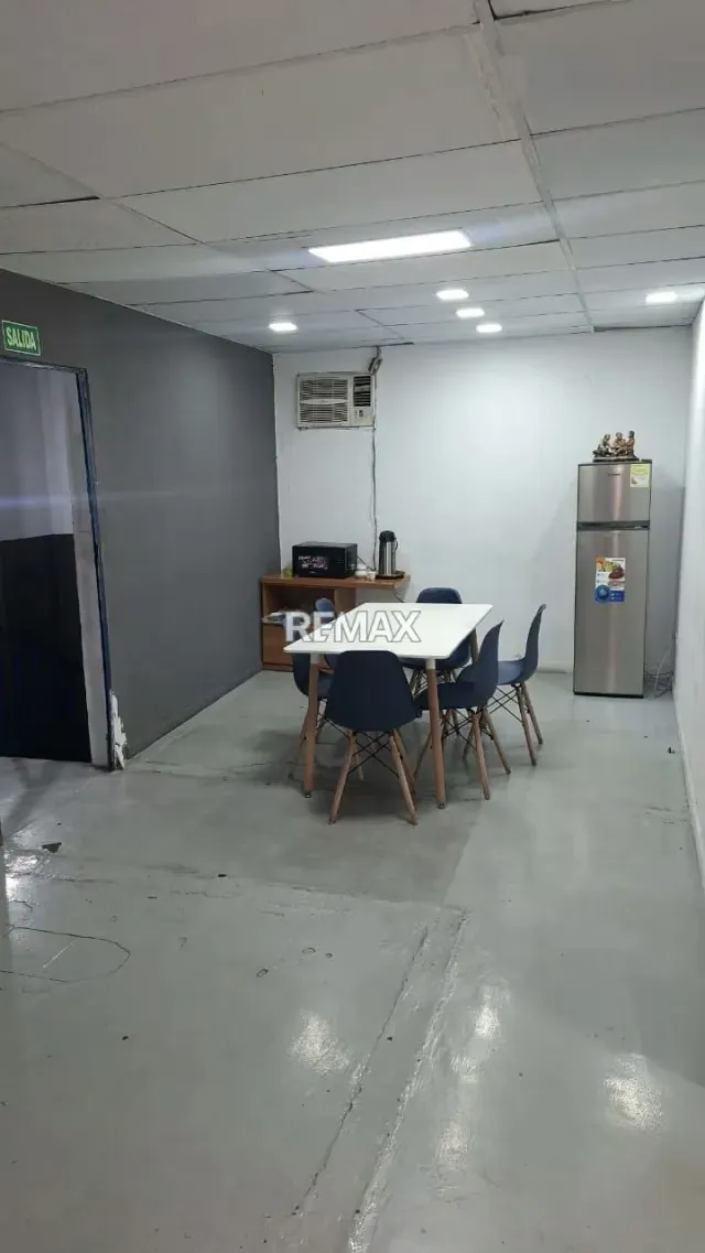 GALPON CON OFICINAS - LA CAMPIÑA - 13