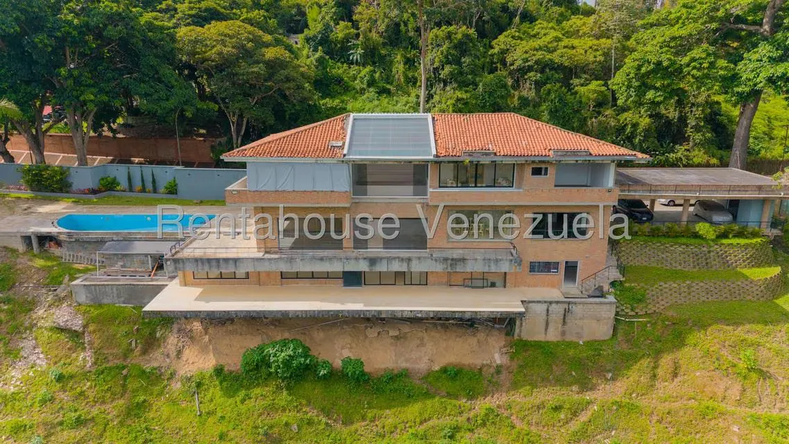 Casa (Multipes Niveles) en Venta en La Lagunita Country Club, Distrito Metropolitano - 3