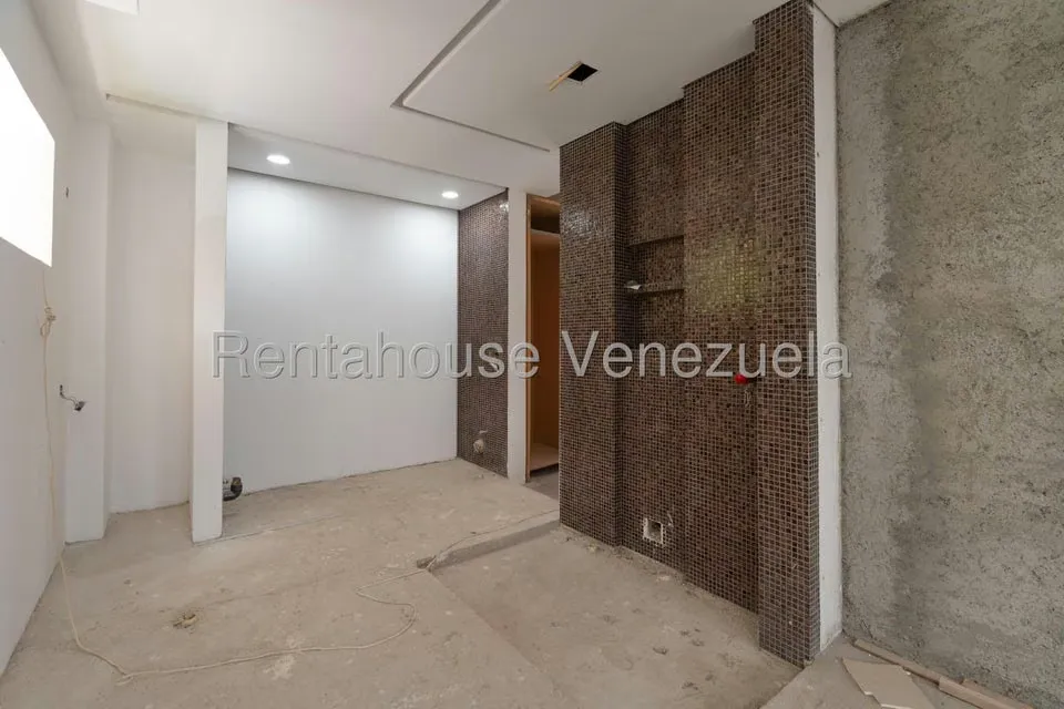 Casa (Multipes Niveles) en Venta en La Lagunita Country Club, Distrito Metropolitano - 27