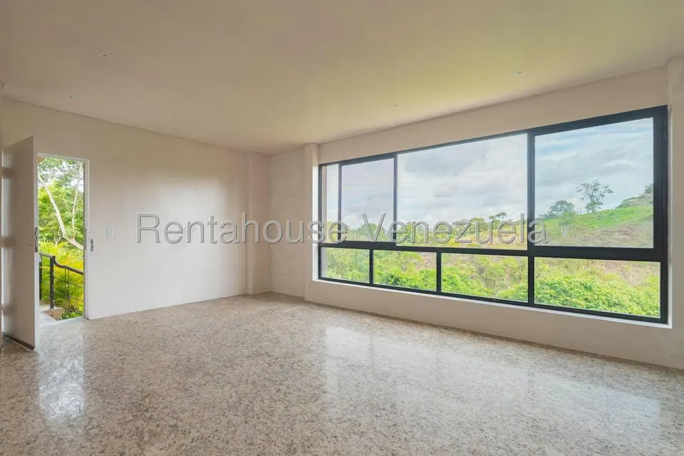 Casa (Multipes Niveles) en Venta en La Lagunita Country Club, Distrito Metropolitano - 33