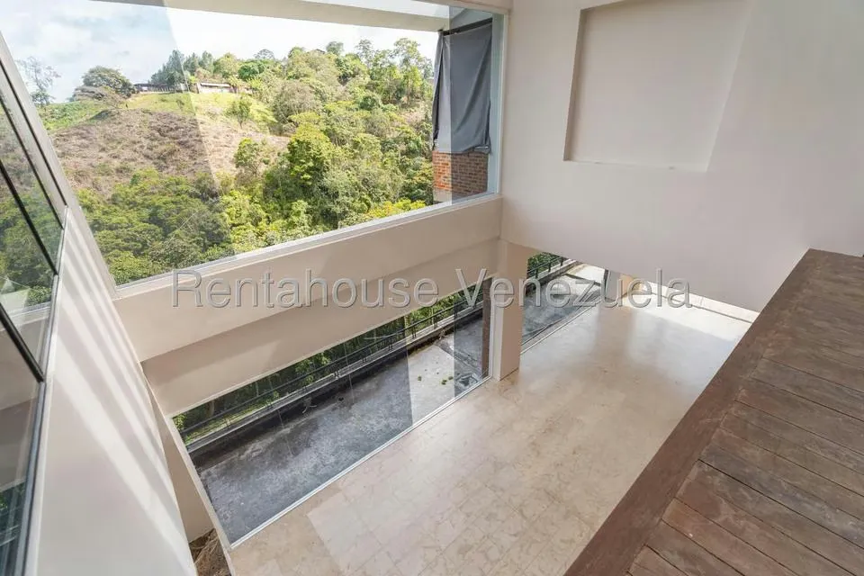 Casa (Multipes Niveles) en Venta en La Lagunita Country Club, Distrito Metropolitano - 43