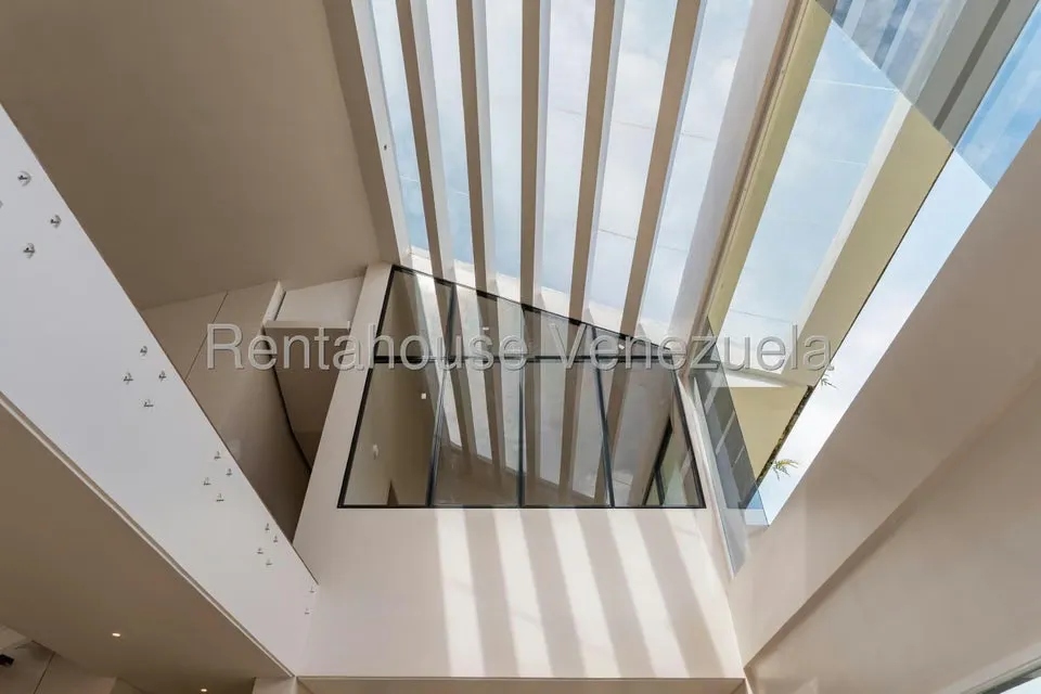 Casa (Multipes Niveles) en Venta en La Lagunita Country Club, Distrito Metropolitano - 44