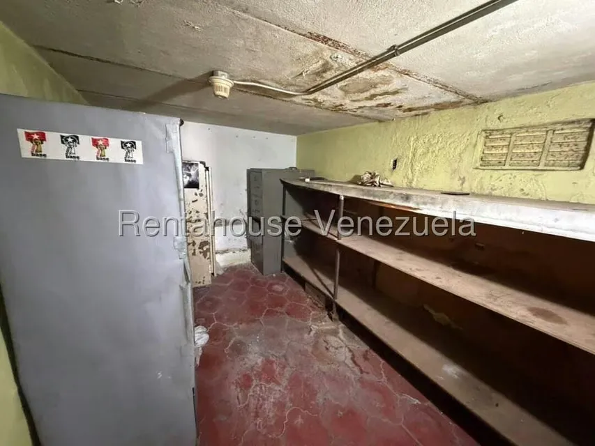 Local Comercial en Alquiler en Parroquia La Candelaria, Distrito Metropolitano - 5