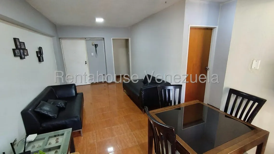 Apartamento (1 Nivel) en Alquiler en Parroquia San Jose, Distrito Metropolitano - 6