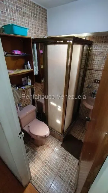 Apartamento (1 Nivel) en Alquiler en Parroquia San Jose, Distrito Metropolitano - 9
