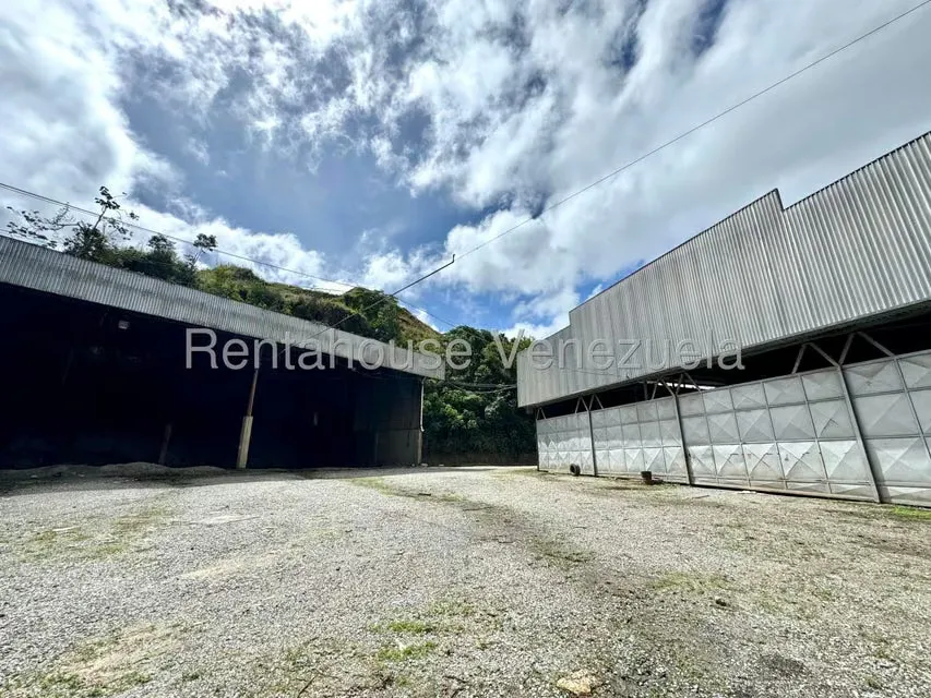 Terreno (Industrial) en Venta en Baruta, Distrito Metropolitano - 16
