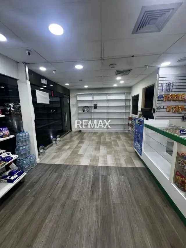 Farmacia + Minimarket, fondo de comercio - 3