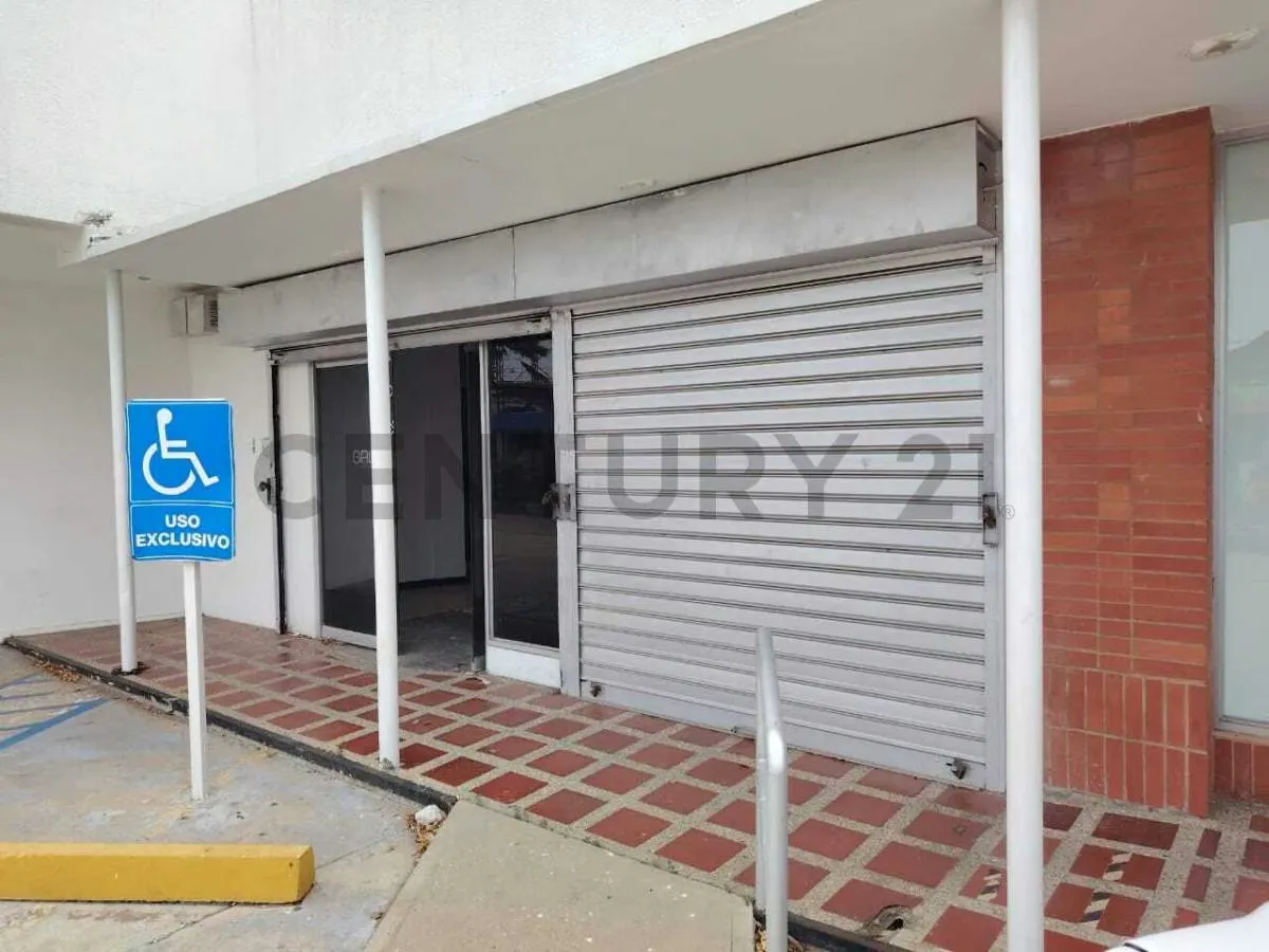 Local comercial y oficinas avenida 5 de Julio - 11