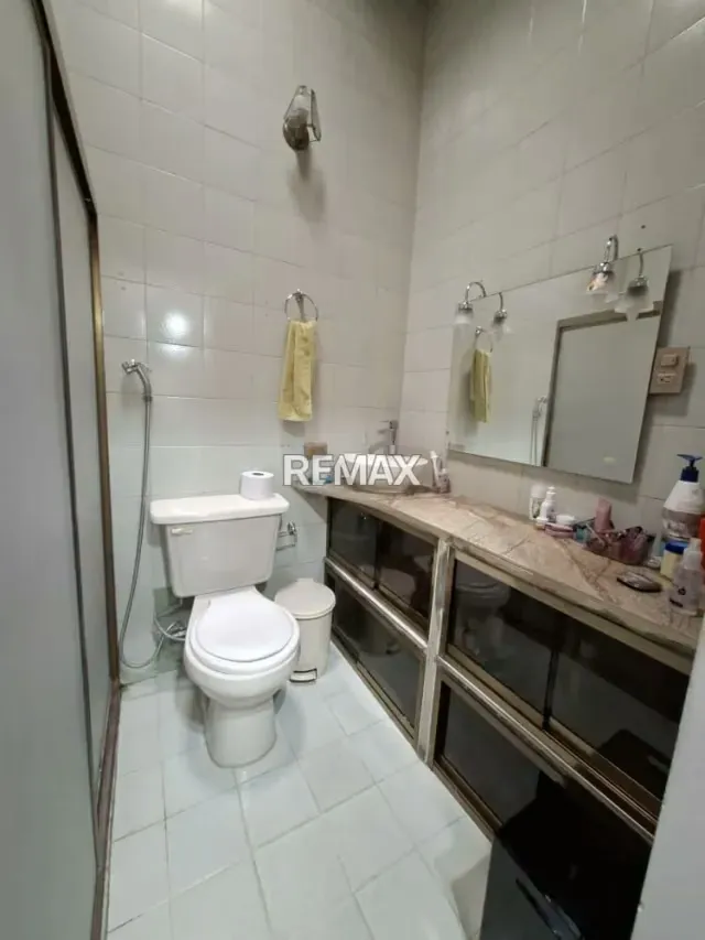 EN VENTA HERMOSA CASA-QUINTA EN URB. RORAIMA. LA MORITA 1 - 10