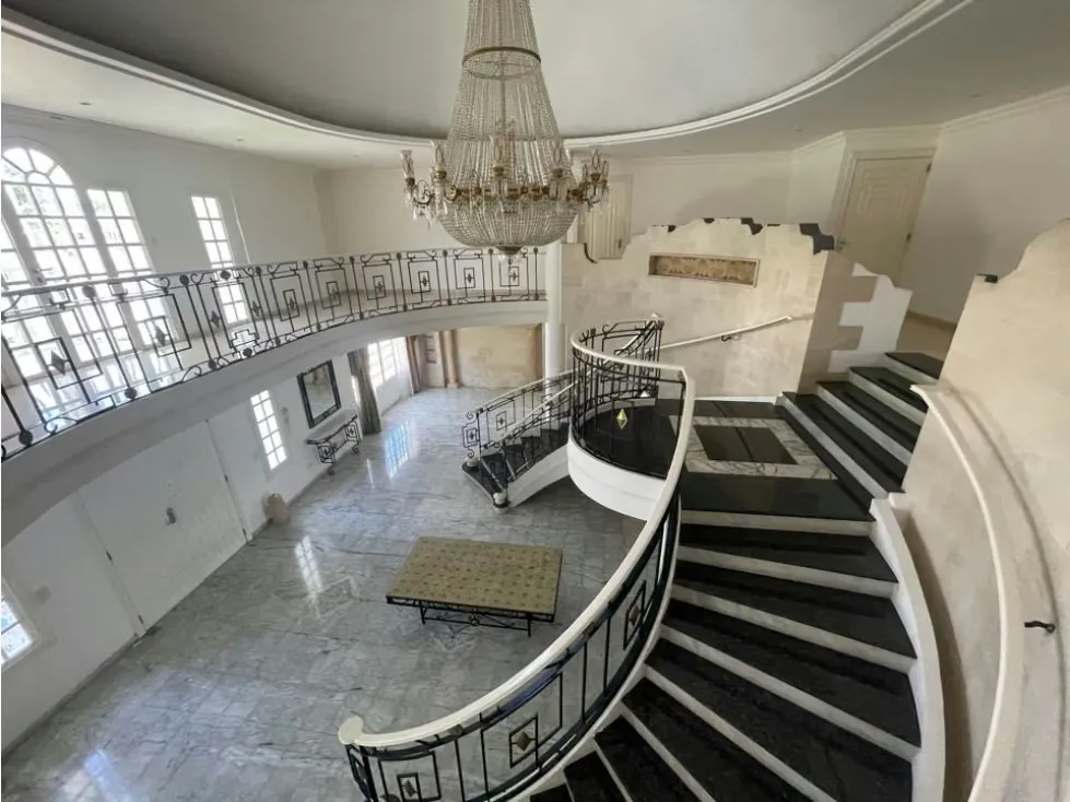 Alquilo casa 1800m2 6h+3s/9b/5p Los Naranjos 7406 - 6