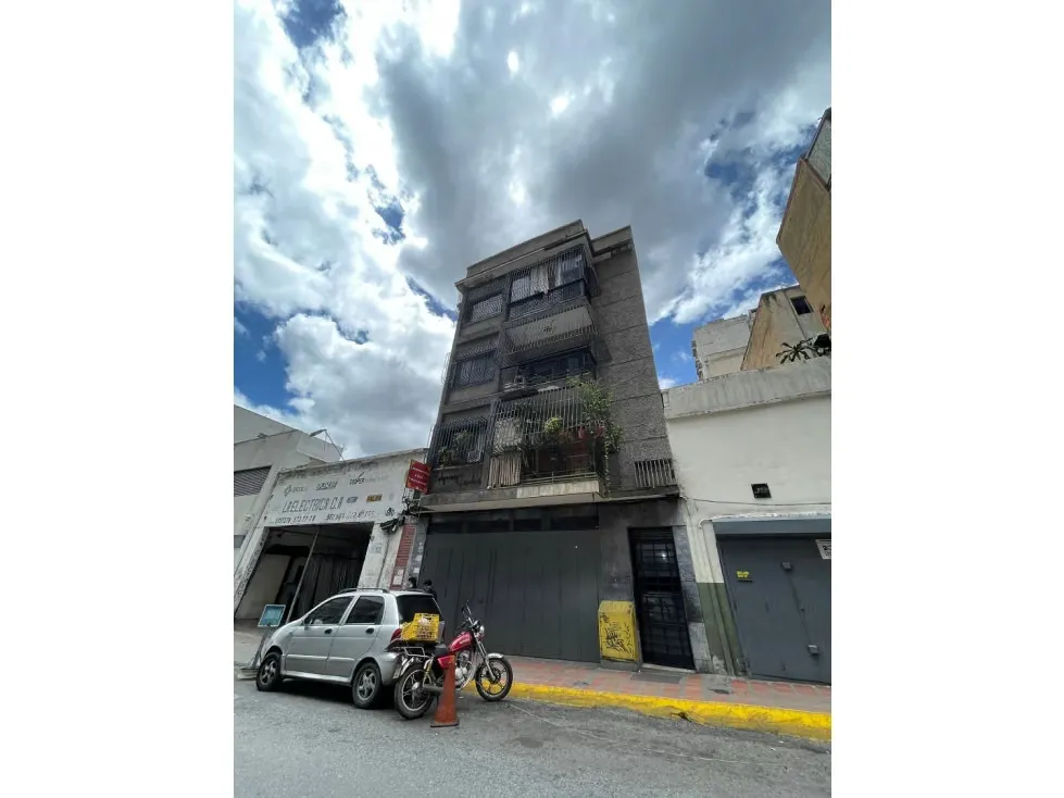 VENTA DE APARTAMENTO EN LA CANDELARIA - 2